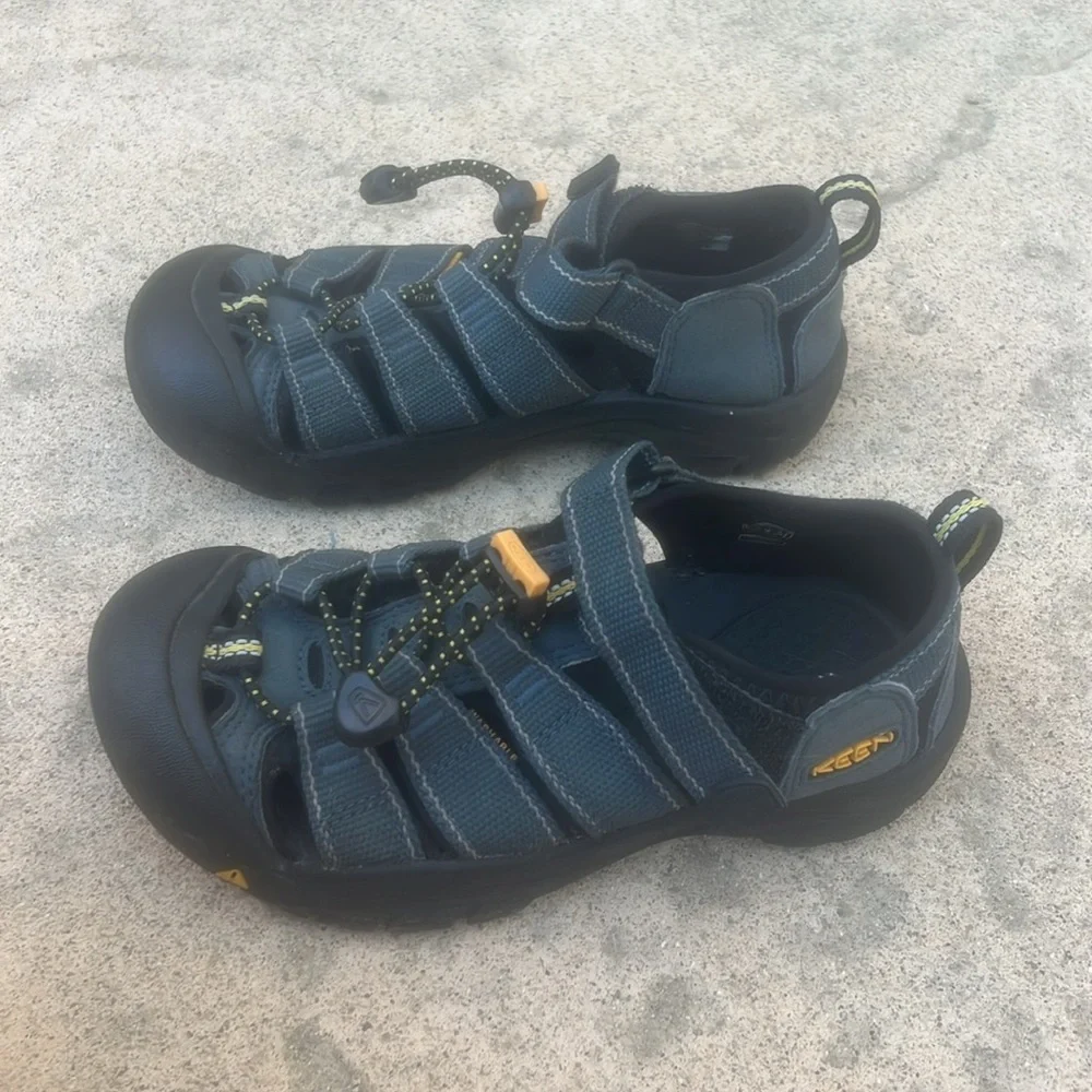 KEEN Newport H2 Kids Blue/Black Sandals Size 1